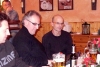 Bernd, Werner und Frank betrachten Fotoalben.jpg