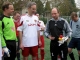 Richard und Ronald lauschen des Priesters Worten.jpg