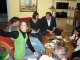 Leckeres syrisches Essen in froehlicher Runde.jpg