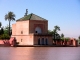 Marrakesh –  Gebaeude am Stausee.jpg
