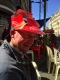 La Paz - Tobias mit Papierkappe beim Strassenfest.jpg
