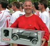 Werner mit Oldie-Preis.jpg
