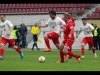 Mainz 05 und Ente Bagdad liefern sich ein Freundschaftsduell. Foto: hbz/Stefan Sämmer