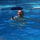 Rio Selva Resort - Ortwin filmt im Pool.jpg