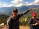 La Paz - Wasserfall und Aussichtspunkt - Tobias zeigt den Weg.jpg