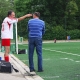Gunther erklaert dem gegnerischen Trainer die Abseitsregel.jpg